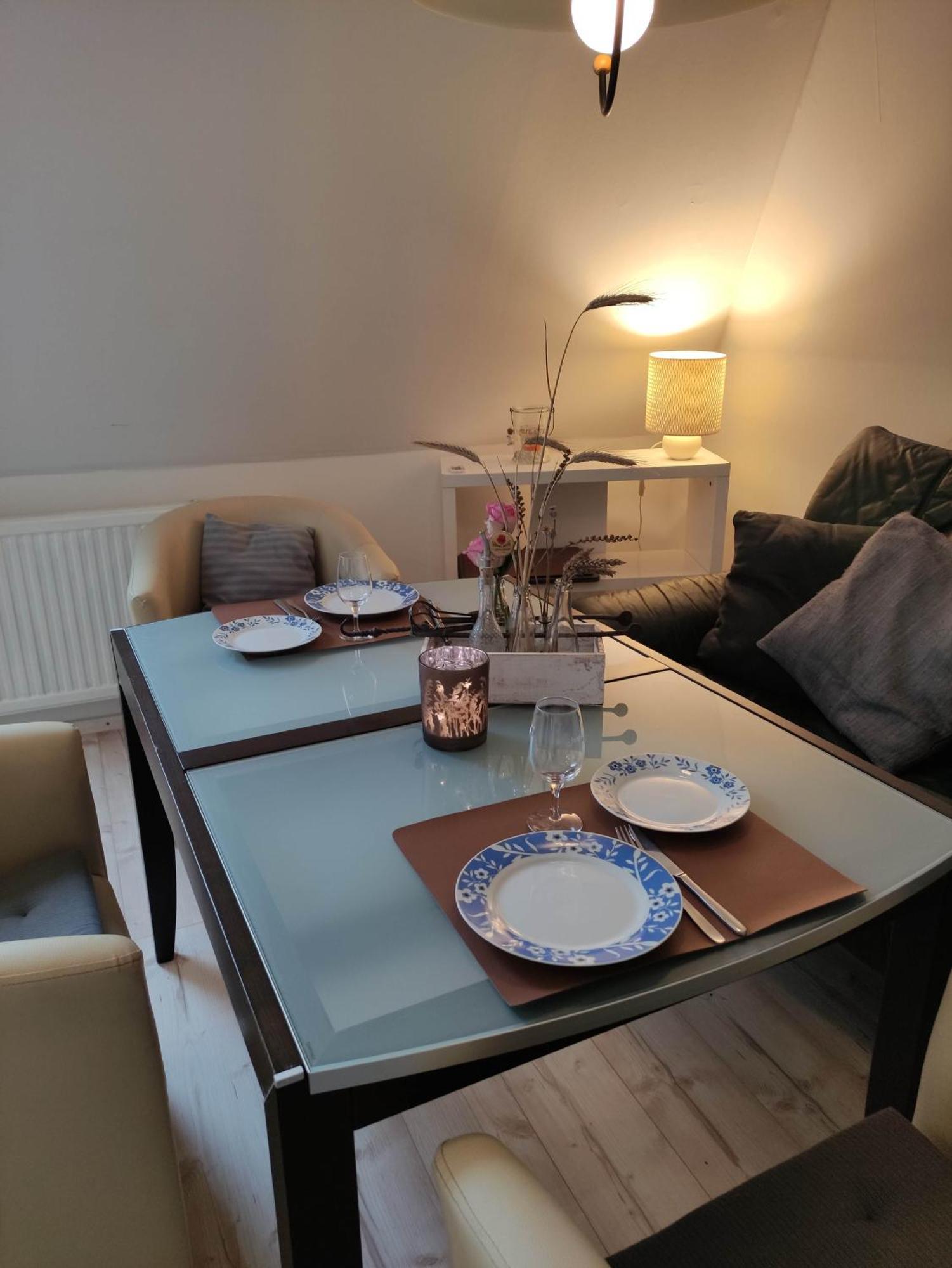 Watt Apartment *
